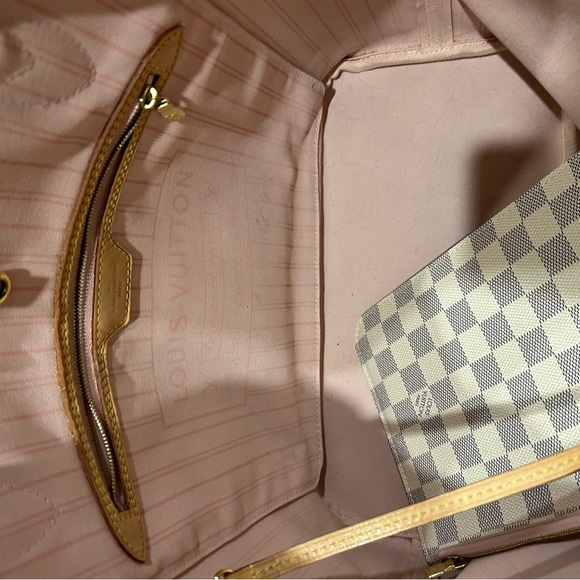 Louis Vuitton Neverfull MM - Picture 2 of 14